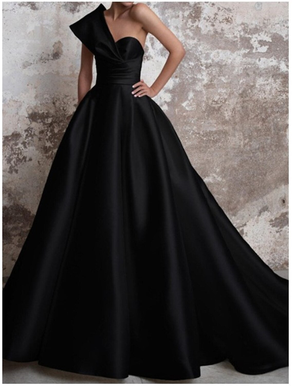 A-Line Evening Gown Party Black Dress Plus Size Party Wear Church Court Train Sleeveless One Shoulder Italy Satin Backless with Ruched 2025